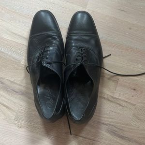 Men’s 12 cole haan dress shoes